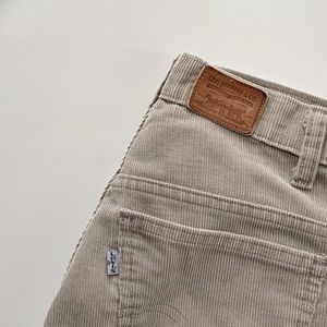 Vintage high waisted Levis corduroy pants
